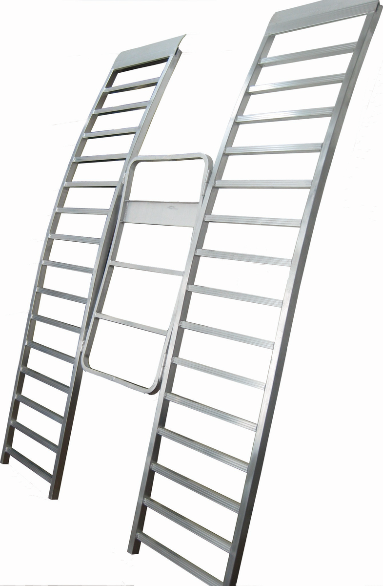 2100LB TRI-FOLD ARCHED RAMP 90" X 64"