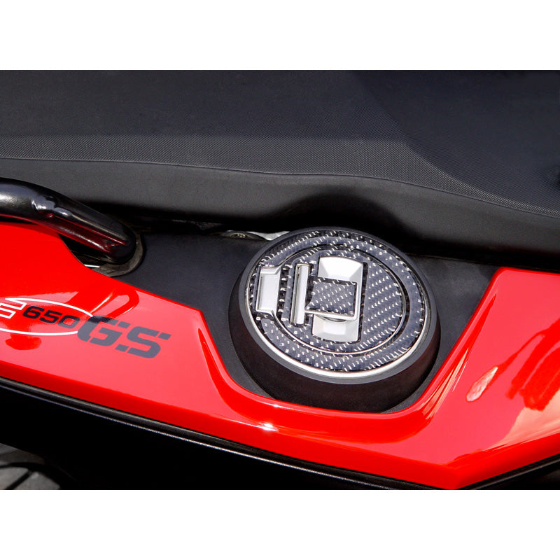 CARBON FIBER FUEL CAP TRIM WITHOUT BOLT PATTERN