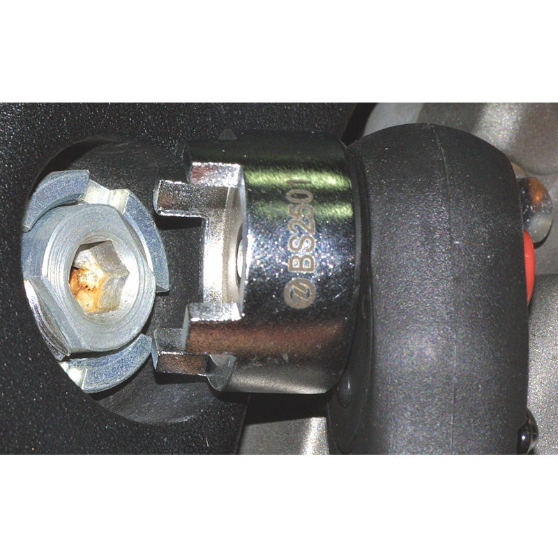 OIL FILER  CLUTCH HUB SAPNNER