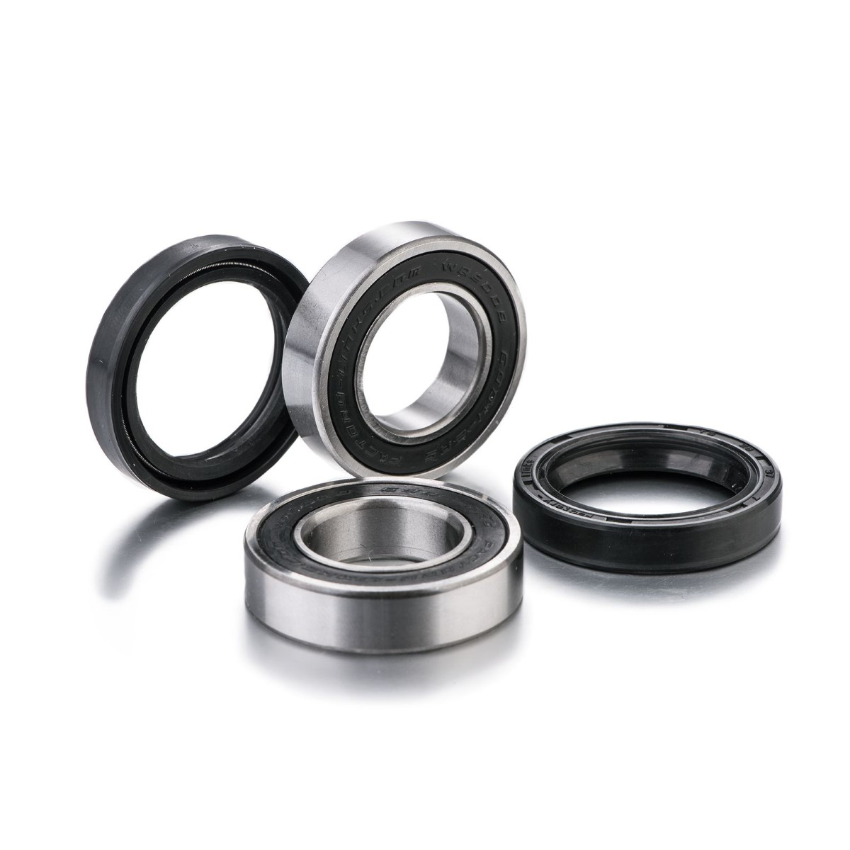 FRONT WHEEL BEARING KIT SUZUKI