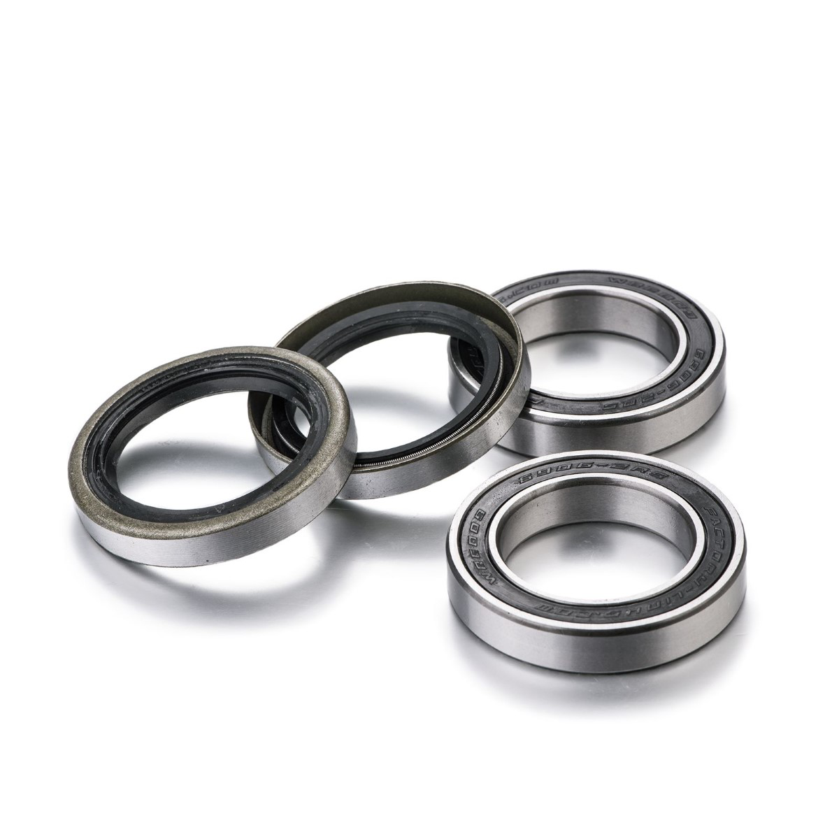 FRONT WHEEL BEARING KIT KTM/HQ