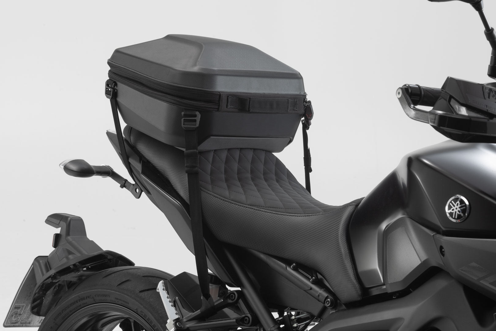 URBAN TOPCASE 16-29 LITRE STRAP MOUNT