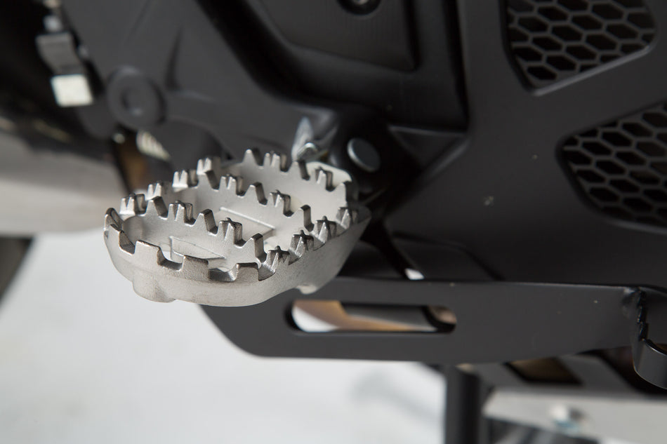 ION FOOTREST KIT HON  SUZ KTM