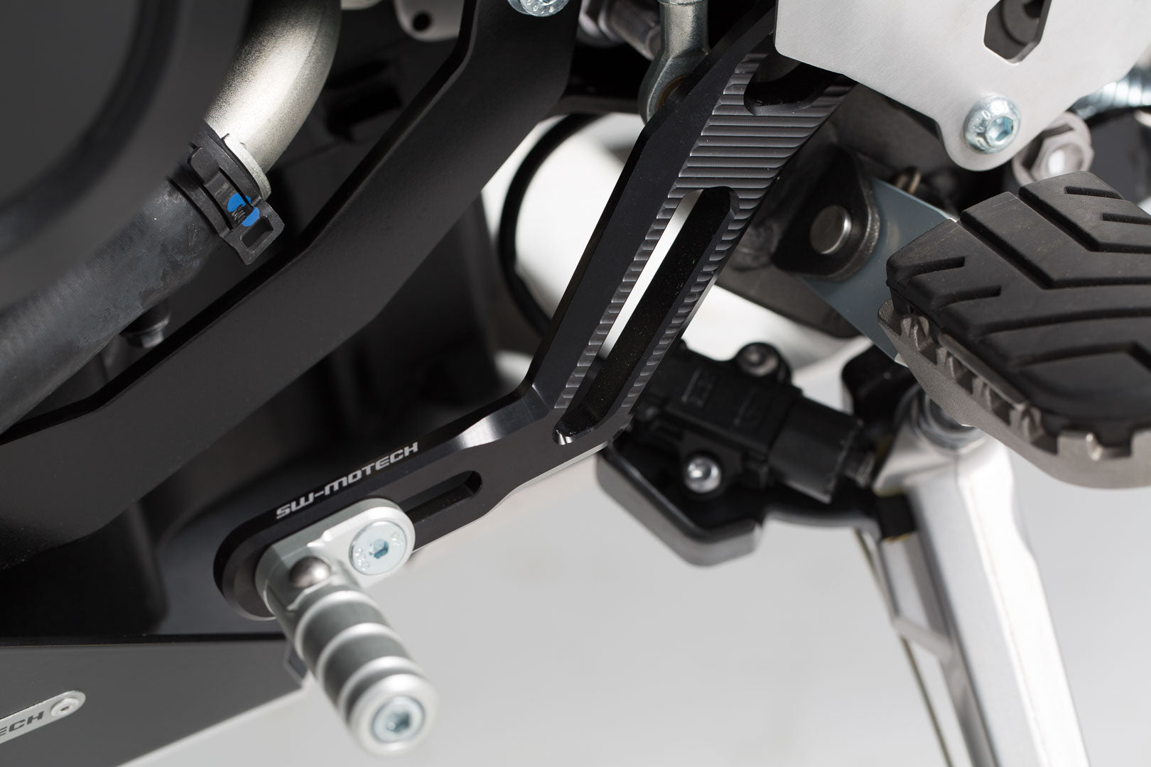 GEAR LEVER TRI TIGER 800 MODELS (10-20)