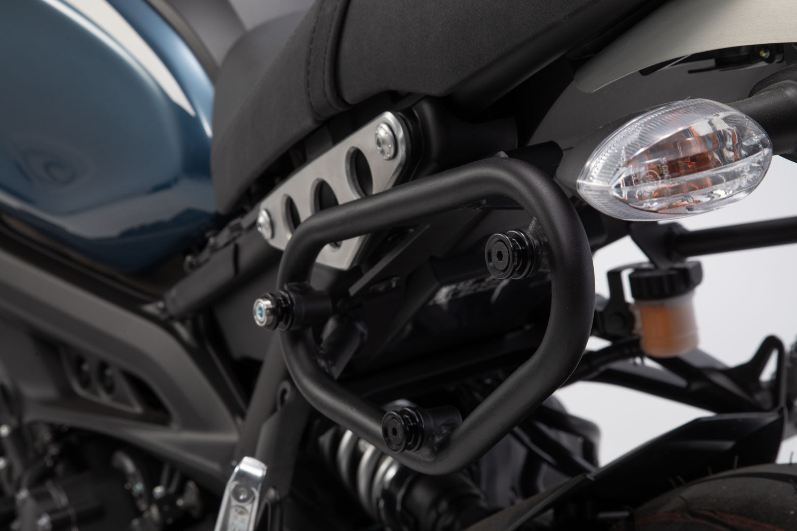 SLC CARRIER LH XSR900(15-21)/ABAR(17-22)
