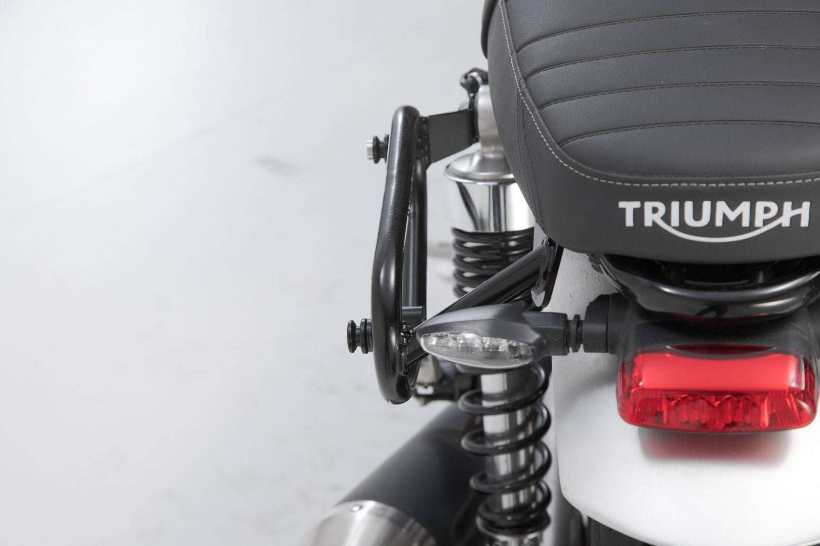 SLC CARRIER LH SPEED TWIN 1200 (18-22)