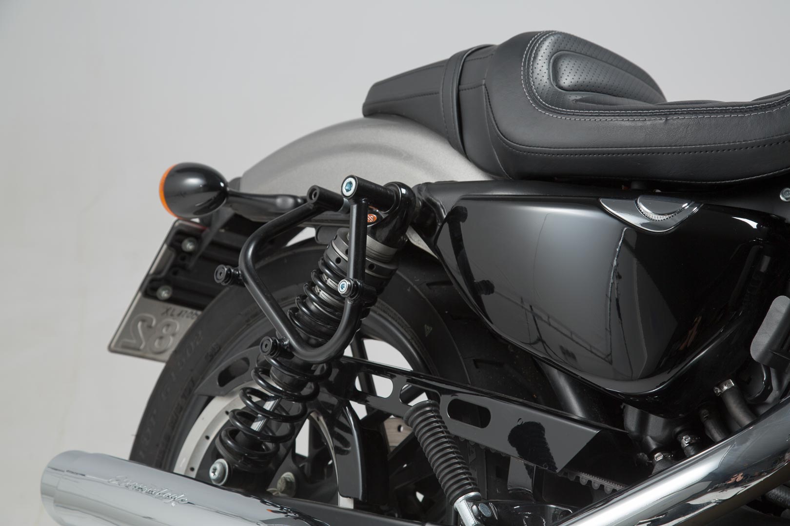 SLC CARRIER RH H-D SPORTSTER (04-22)