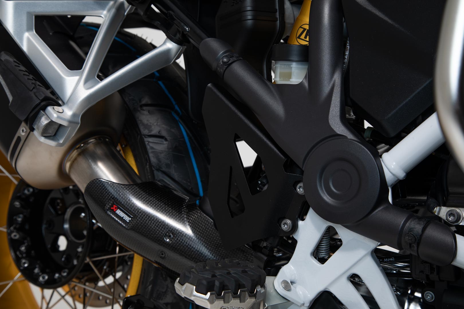 BRAKE CYL GUARD BMW R1200GS / R1250GS
